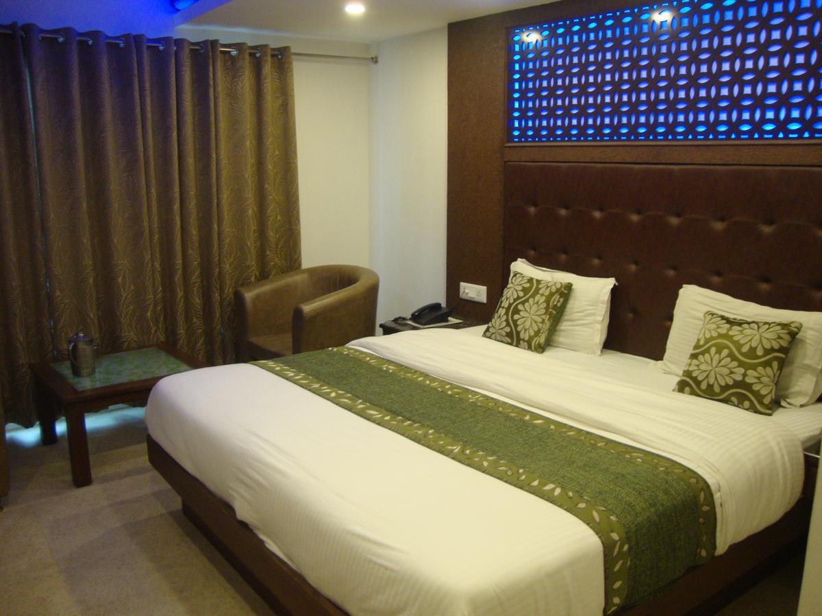 Hotel Hamers International 穆索里 外观 照片