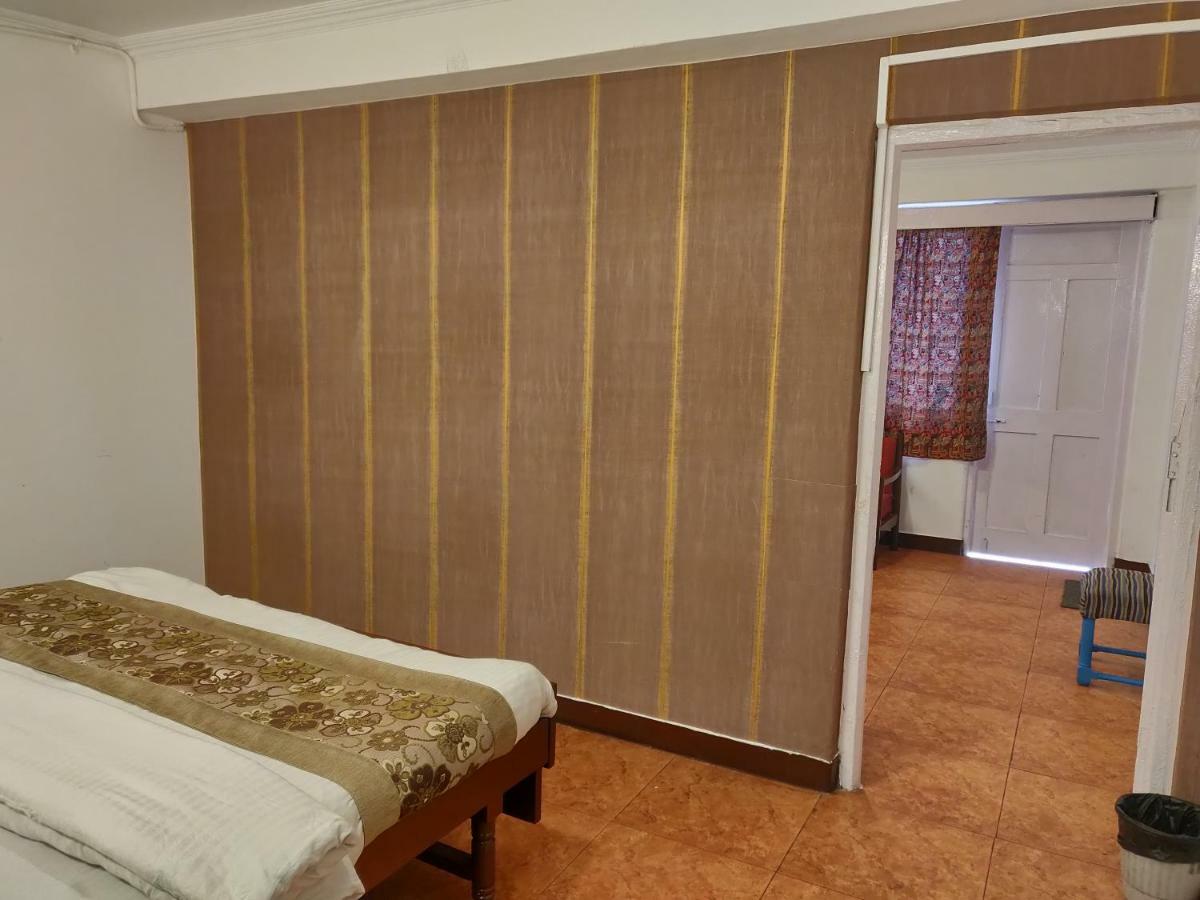 Hotel Hamers International 穆索里 外观 照片